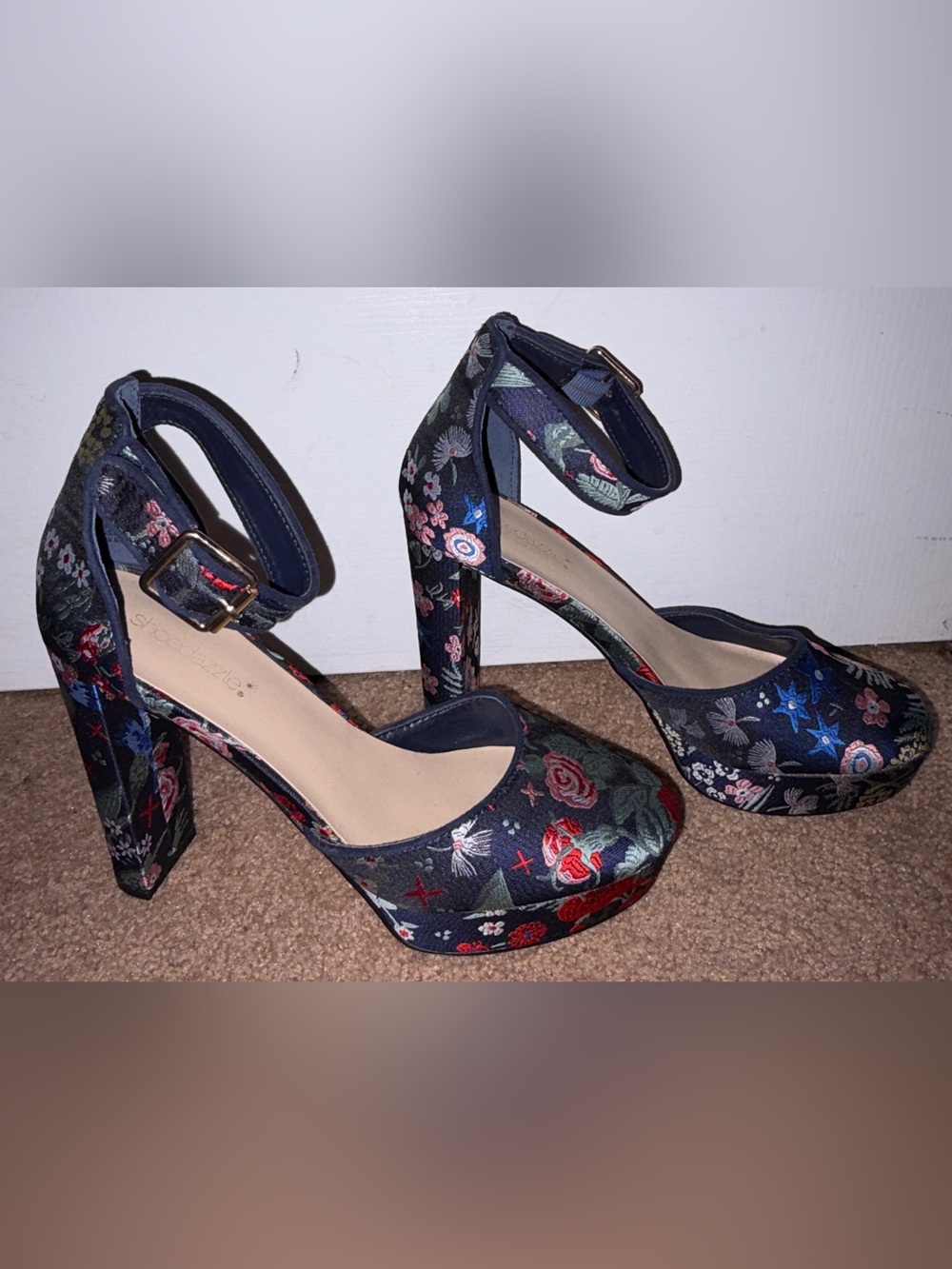 Floral Navy & Embroidered Block Heel Sandals by Shoe Dazzle EUC - Picture 2 of 5